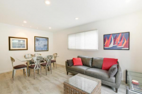 San Diego Home with Deck Walk to Mission Beach!